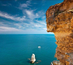 Участок с недостроем на Фиоленте, в газифицированном СТ "Голубой залив"